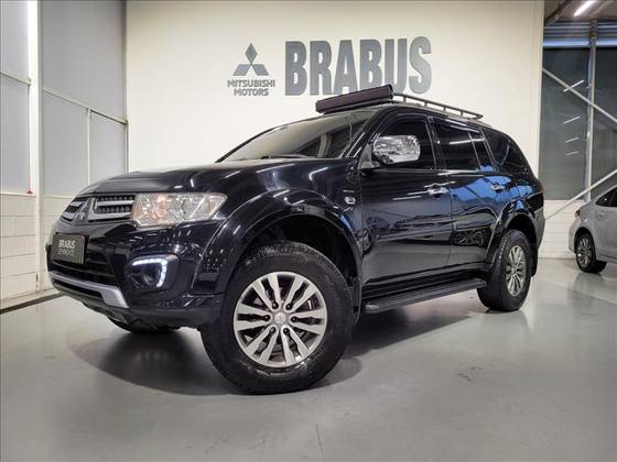 MITSUBISHI PAJERO 3.5 HPE 4X4 7 LUGARES V6 24V FLEX 4P AUTOMÁTICO